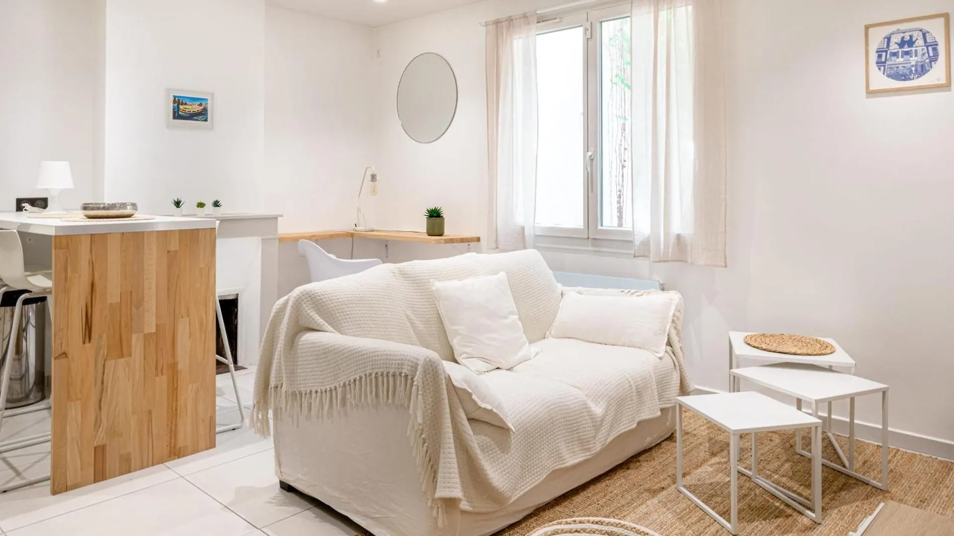 Nice 37 M With Garden In Marseille France